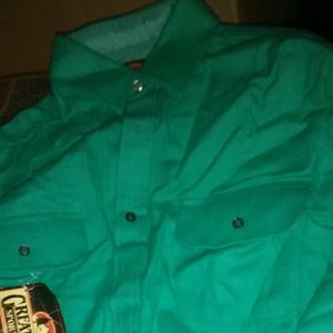 NWT long sleeve strong green button up